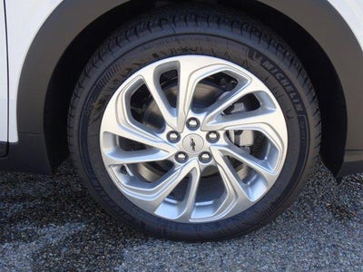 2027 Chevrolet Bolt FWD 4dr LT