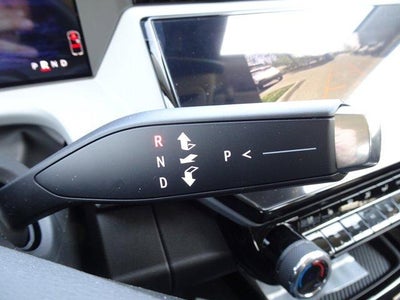 2027 Chevrolet Bolt FWD 4dr RS