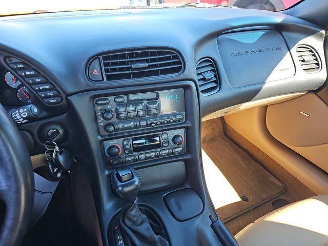 2000 Chevrolet Corvette Base