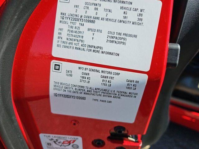 2000 Chevrolet Corvette Base