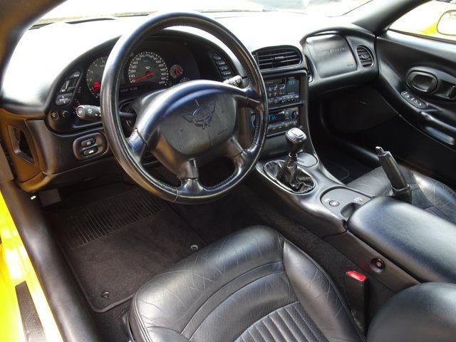 2000 Chevrolet Corvette Base