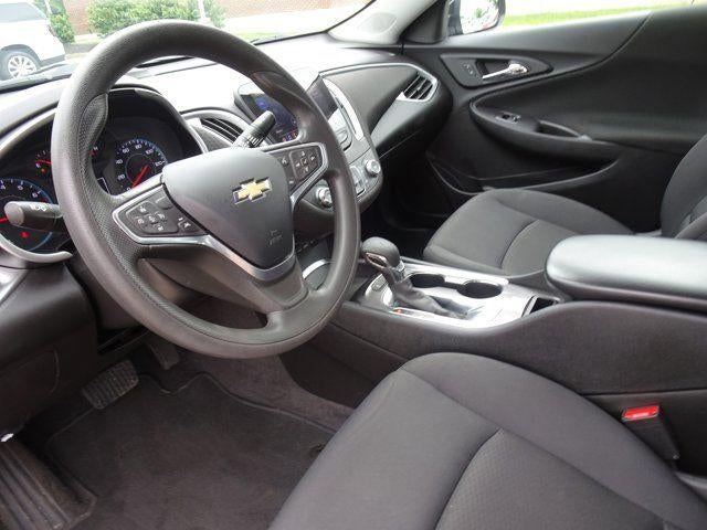 2022 Chevrolet Malibu LS