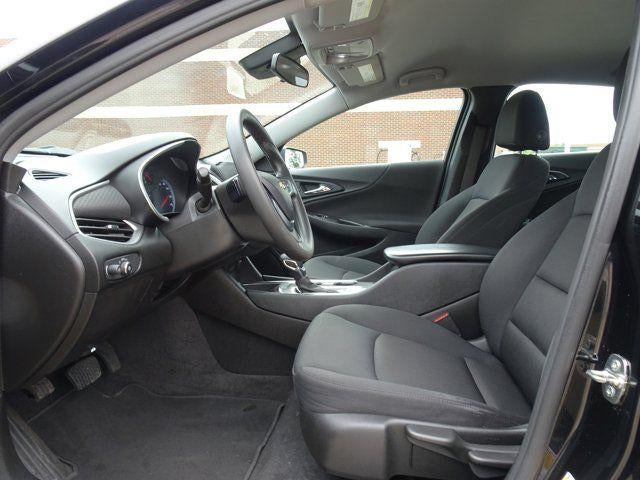 2022 Chevrolet Malibu LS