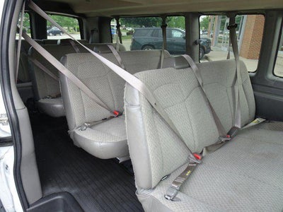 2023 Chevrolet Express Passenger 3500 1LS