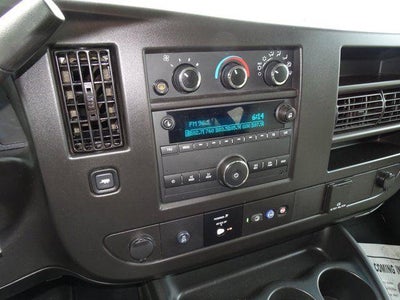 2023 Chevrolet Express Passenger 3500 1LS