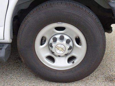 2023 Chevrolet Express Passenger 3500 1LS