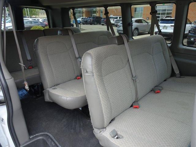 2025 Chevrolet Express Passenger 1LT