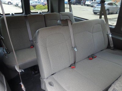 2025 Chevrolet Express Passenger 1LT