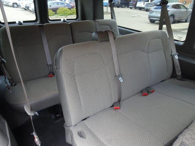 2025 Chevrolet Express Passenger 1LT