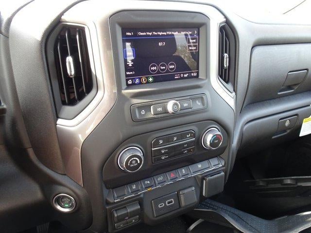 2026 Chevrolet Silverado 2500 HD Crew Cab Standard Box 4-Wheel Drive Custom