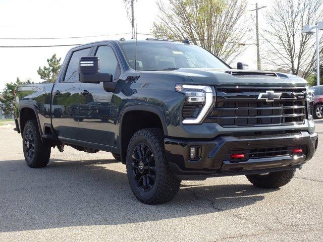 2026 Chevrolet Silverado 2500 HD Crew Cab Standard Box 4-Wheel Drive LT