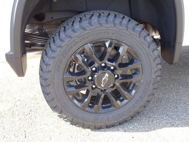 2026 Chevrolet Silverado 2500 HD Crew Cab Long Box 4-Wheel Drive LT