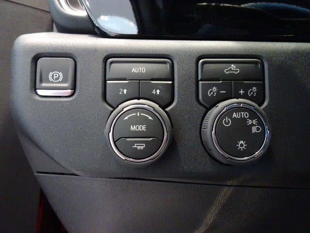 2026 Chevrolet Silverado 1500 Crew Cab Short Box 4-Wheel Drive LT 2FL