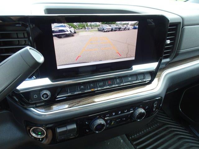 2026 Chevrolet Silverado 1500 Crew Cab Short Box 4-Wheel Drive LT 2FL