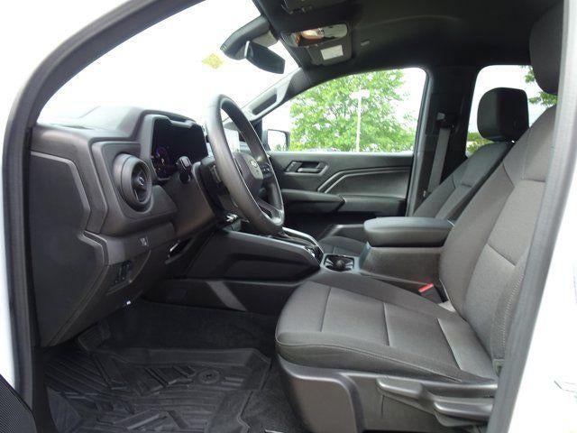 2024 Chevrolet Colorado WT