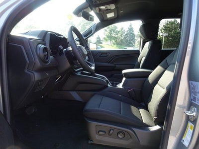 2026 Chevrolet Colorado Crew Cab Short Box 4-Wheel Drive Work Truck