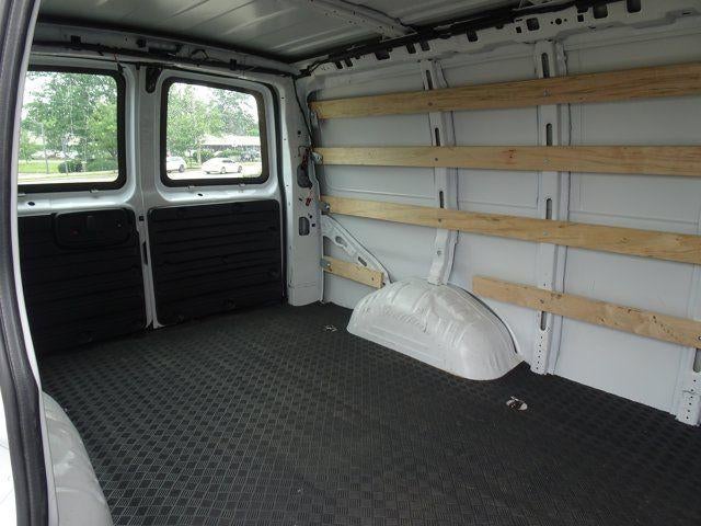 2024 Chevrolet Express Cargo 2500 Base