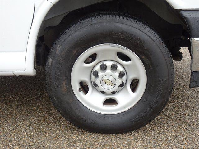 2024 Chevrolet Express Cargo 2500 Base