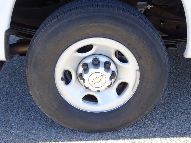 2024 Chevrolet Express Cargo 2500 Base