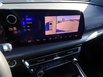 2027 Chevrolet Traverse LT w/1LT