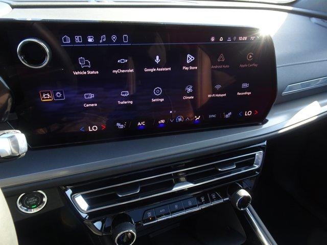2027 Chevrolet Traverse LT w/1LT
