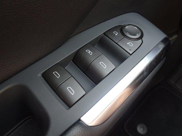 2027 Chevrolet Traverse LT w/1LT