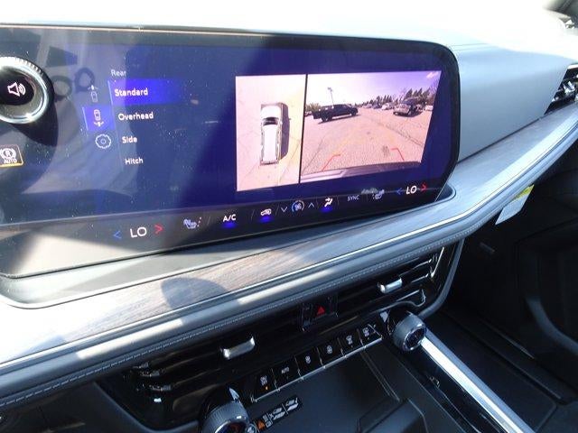 2026 Chevrolet Suburban 4WD LT