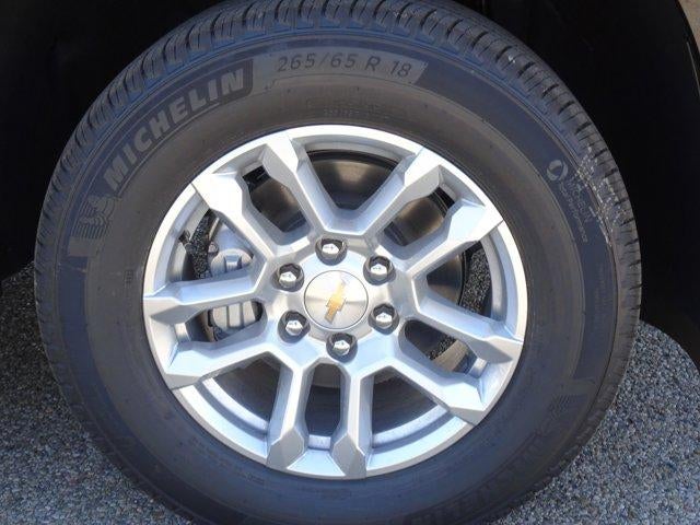 2026 Chevrolet Suburban 4WD LT