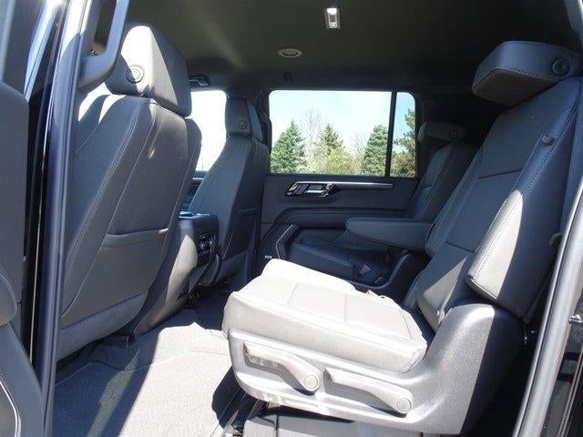 2026 Chevrolet Suburban 4WD LT