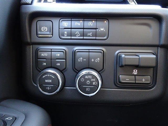 2026 Chevrolet Suburban 4WD RST