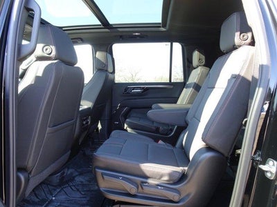 2026 Chevrolet Suburban 4WD RST