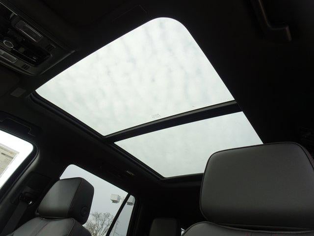 2026 Chevrolet Tahoe 4WD RST