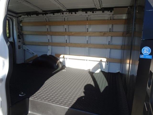 2023 GMC Savana Cargo 2500 Base