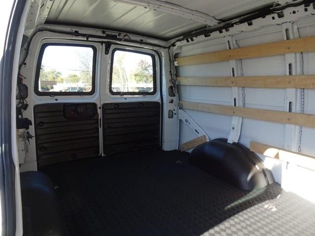 2023 GMC Savana Cargo 2500 Base