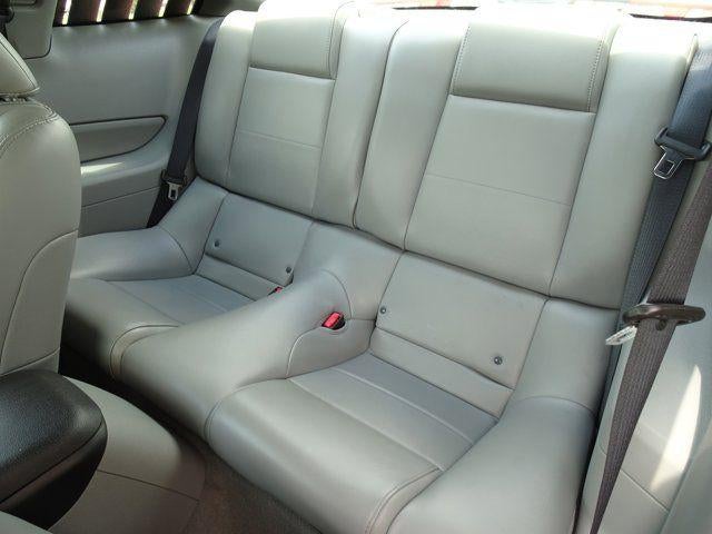 2006 Ford Mustang Standard