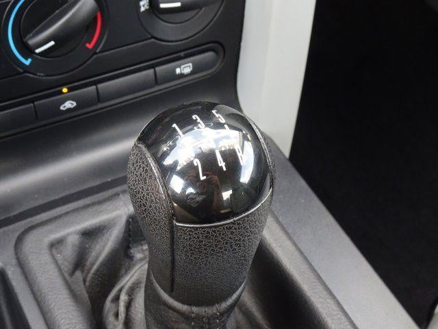 2006 Ford Mustang Standard