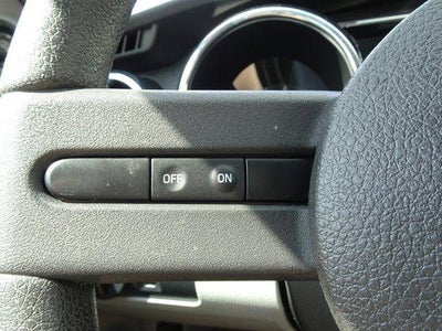 2006 Ford Mustang Standard
