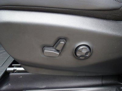 2024 Chrysler Pacifica Hybrid S Appearance Pkg