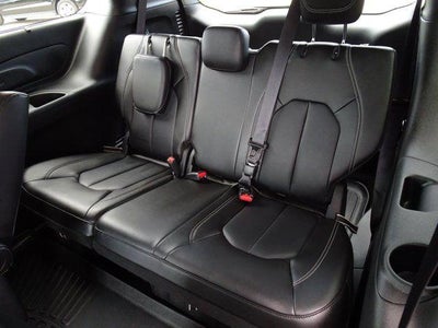2024 Chrysler Pacifica Hybrid S Appearance Pkg