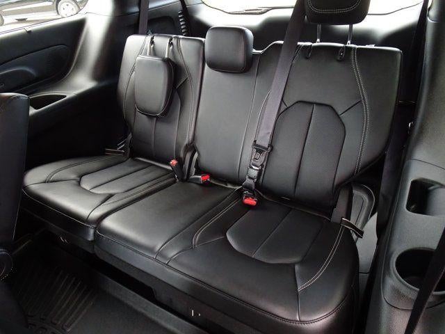 2024 Chrysler Pacifica Hybrid S Appearance Pkg