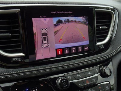 2024 Chrysler Pacifica Hybrid S Appearance Pkg