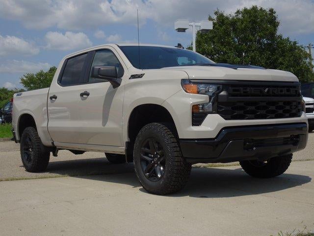 2026 Chevrolet Silverado 1500 Crew Cab Short Box 4-Wheel Drive Custom Trail Boss