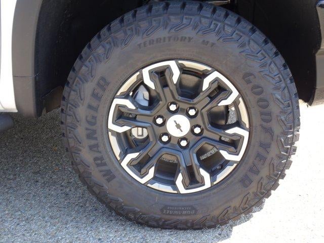 2026 Chevrolet Silverado 1500 Crew Cab Short Box 4-Wheel Drive ZR2