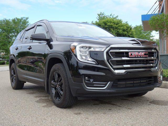 2024 GMC Terrain AT4