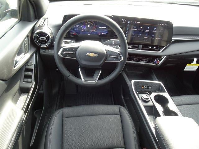 2027 Chevrolet Equinox FWD LT