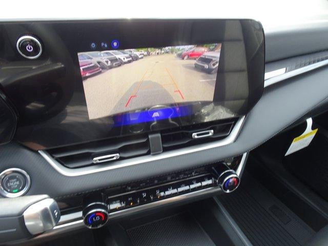2027 Chevrolet Equinox FWD LT
