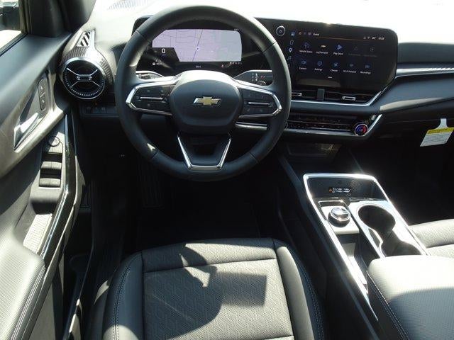 2027 Chevrolet Equinox FWD LT