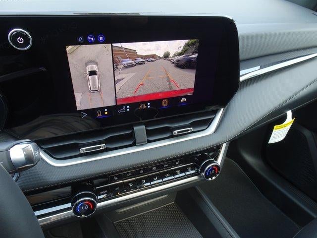 2027 Chevrolet Equinox LT - Photo 10