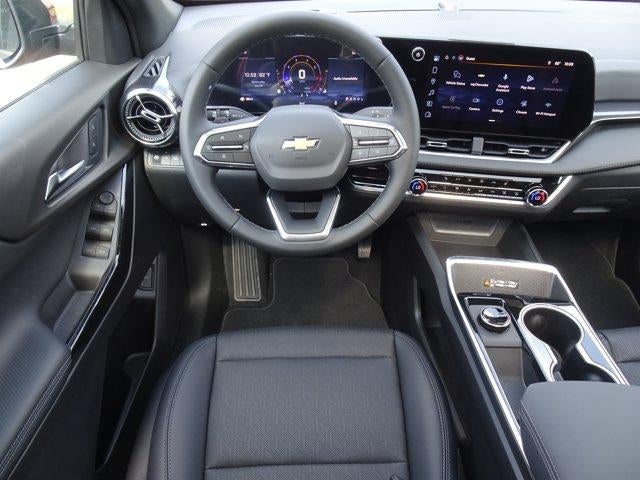 2027 Chevrolet Equinox LT - Photo 6