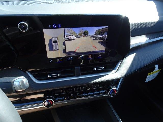 2027 Chevrolet Equinox FWD LT